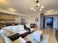 Baba Novac, Dristor, 2 camere lux vedere parc IOR